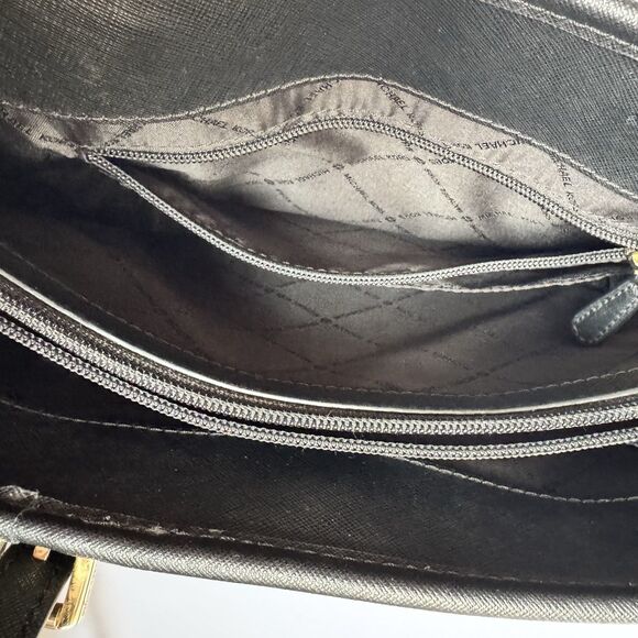 MICHAEL KORS Jet Set Large Saffiano Leather Black Pocket Tote Gold Trim Bag - Picture 11 of 13